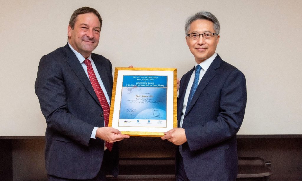 Israel honors President James Liao for his work, “Reaching Net-Zero Carbon Emission Through Scientific Research.”